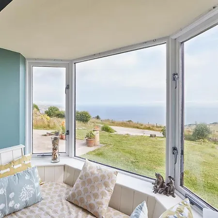 Holiday home Host & - Fairview House